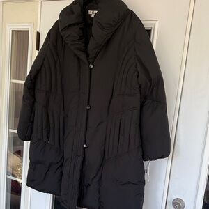 NWT Larry Levine Down Puffer Coat. Size 3X. Brand New Condition w/ Tags.